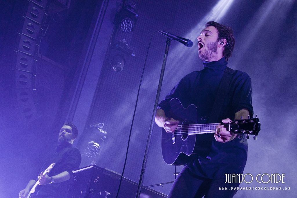 editors tom smith october drift pelicano coruña