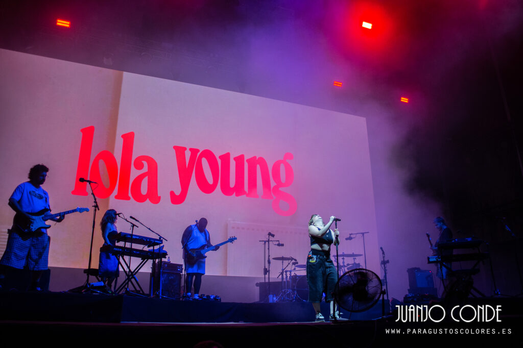 lola young vodafone paredes de coura 2025